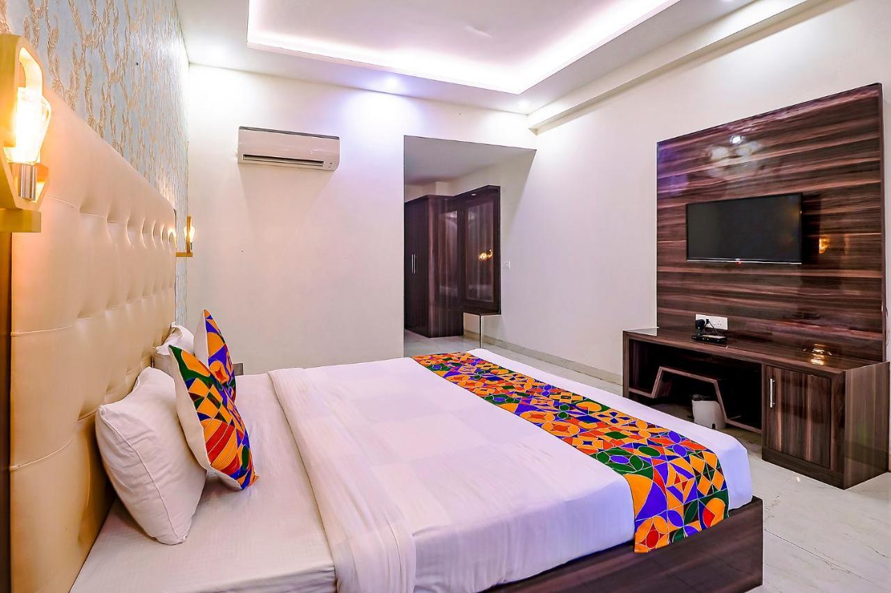 Fabhotel Swess Grand Agra  Zewnętrze zdjęcie