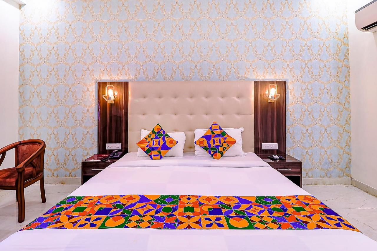 Fabhotel Swess Grand Agra  Zewnętrze zdjęcie
